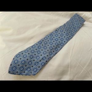 Used Prada tie.